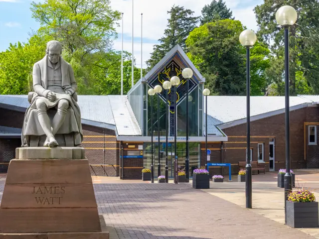 Heriot-Watt main reception in Edinburgh with the James Watt statue.